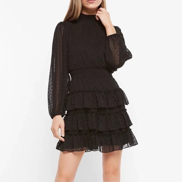 Jupe Femme EXPRESS Noire Taille L - Dentelle à Volants, Portée Rarement, Très Bon état